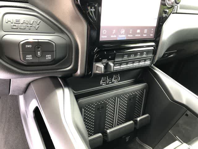 New 2026 RAM 3500 Big Horn AWD/4WD image 24