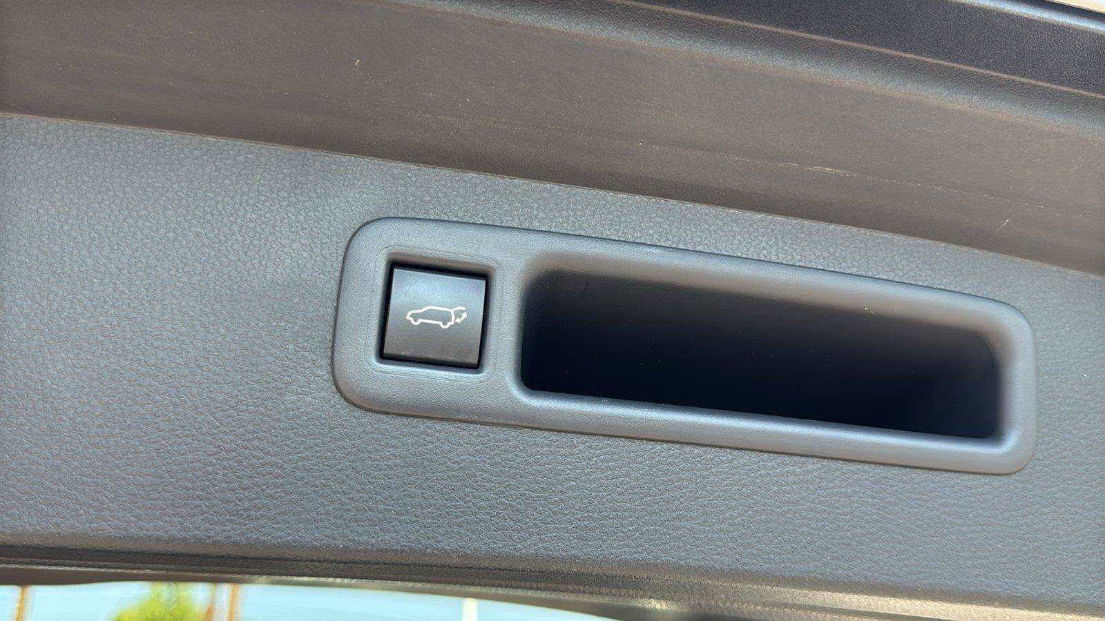 Used 2026 Toyota Highlander XLE AWD/4WD image 34