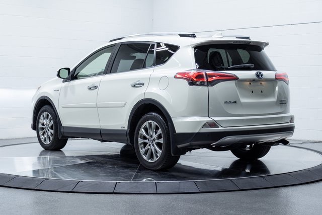 Used 2017 Toyota RAV4 Limited image 9
