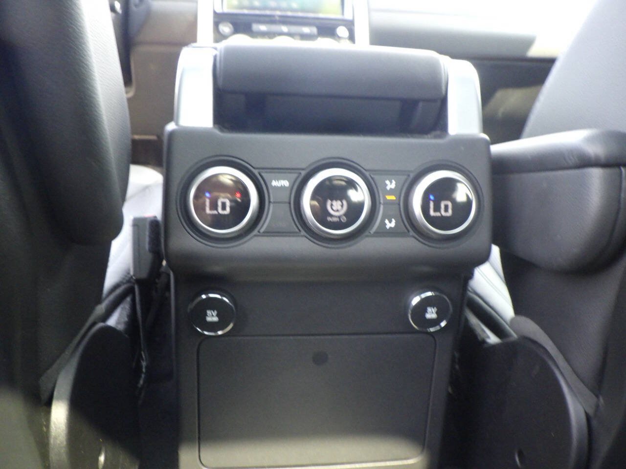 Used 2019 Land Rover Discovery HSE AWD/4WD image 36