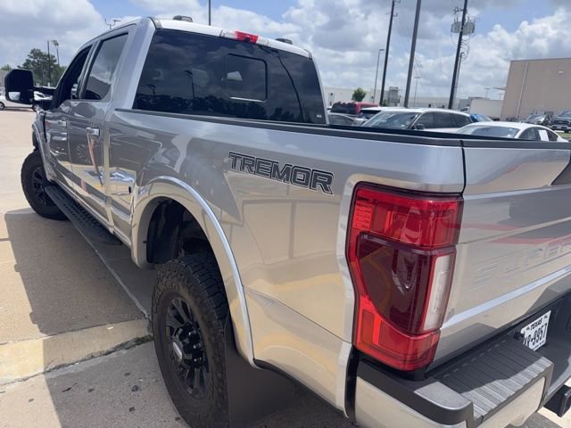 Used 2022 Ford F250 Lariat w/ Tremor Off-Road Package image 4