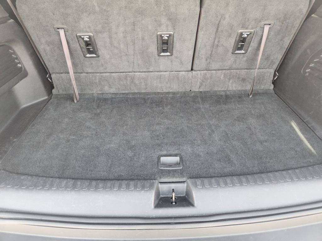 Used 2025 GMC Acadia Elevation image 32