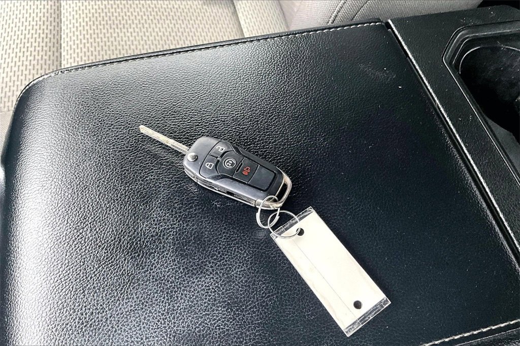 Used 2016 Ford F150 XLT w/ Equipment Group 302A Luxury image 34