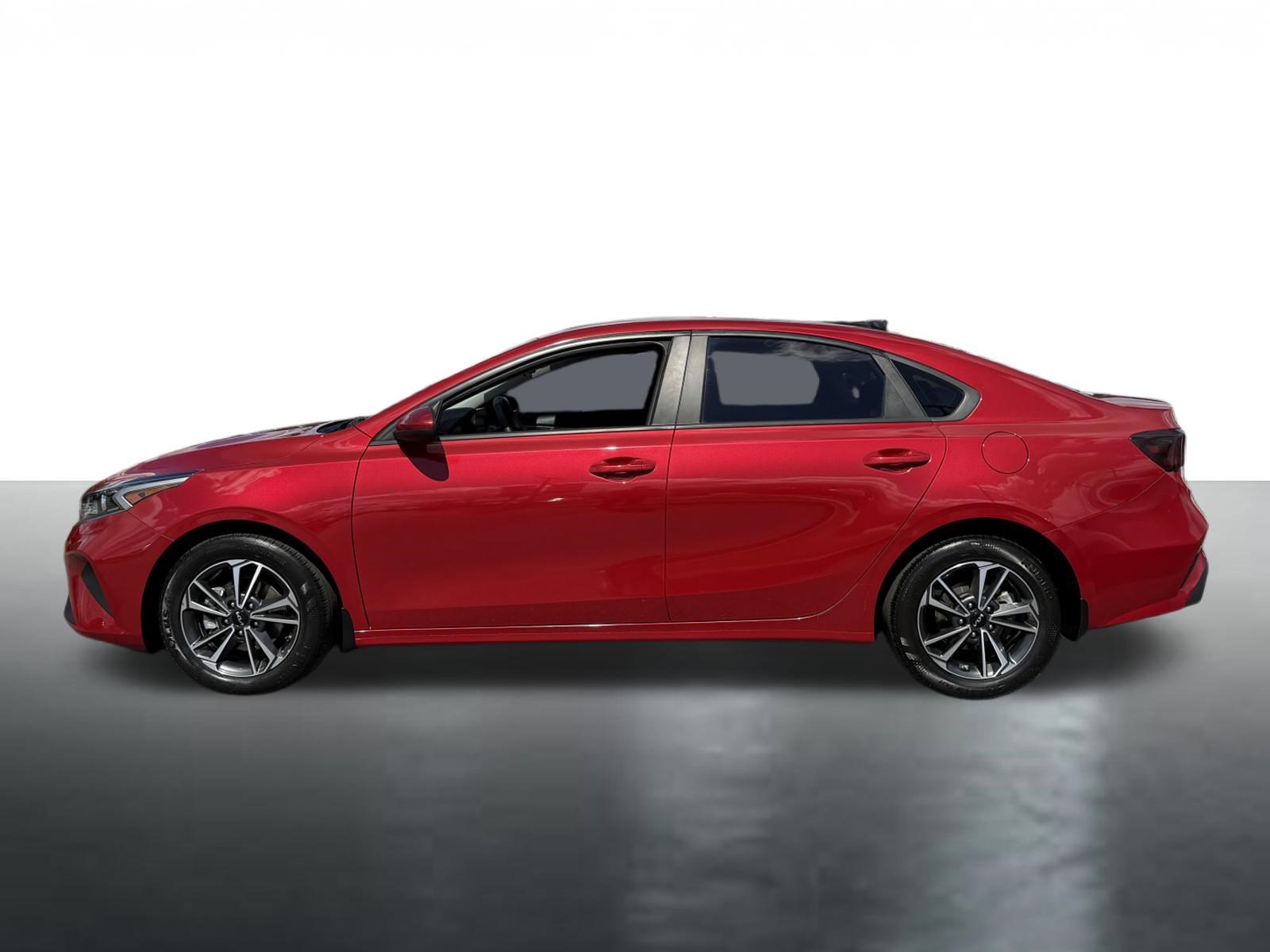 Certified 2023 Kia Forte LXS FWD image 5