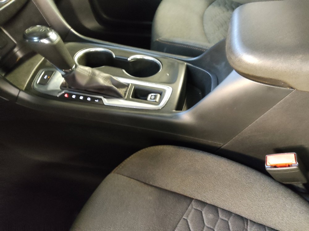 Used 2020 Chevrolet Equinox LT image 26