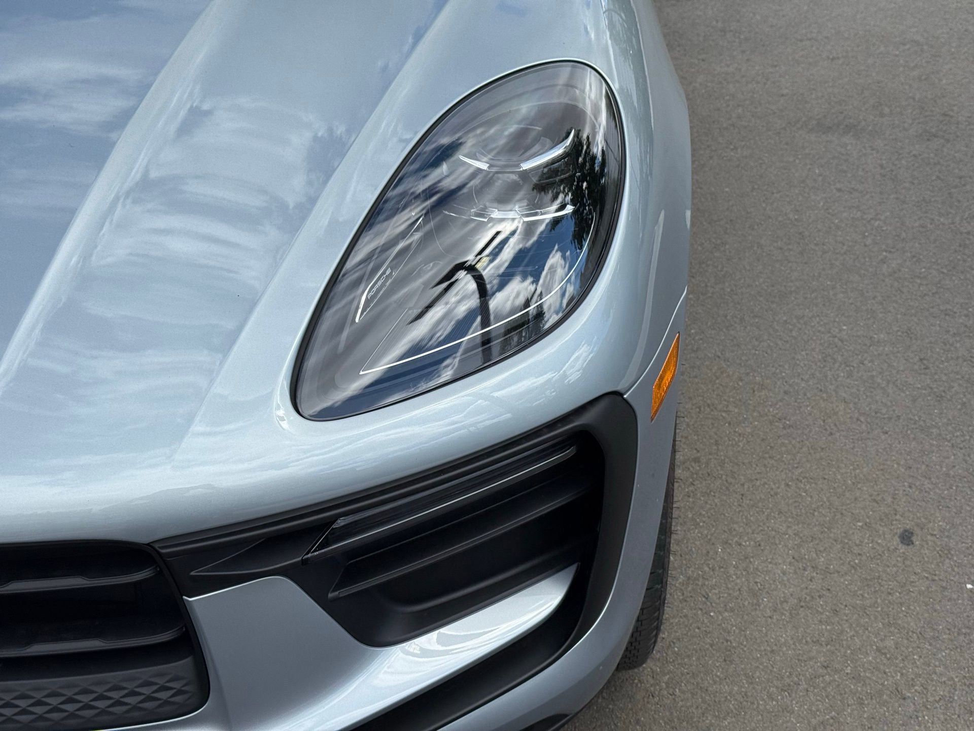 Used 2026 Porsche Macan image 11