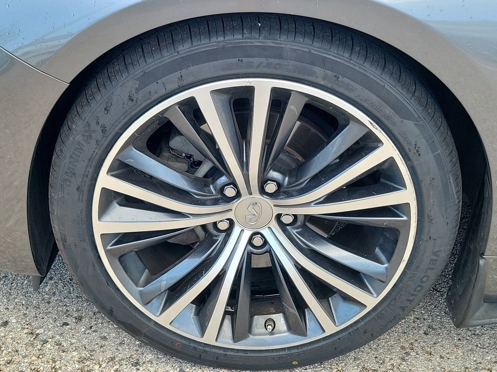 Used 2017 INFINITI Q60 w/ Cargo Package image 11