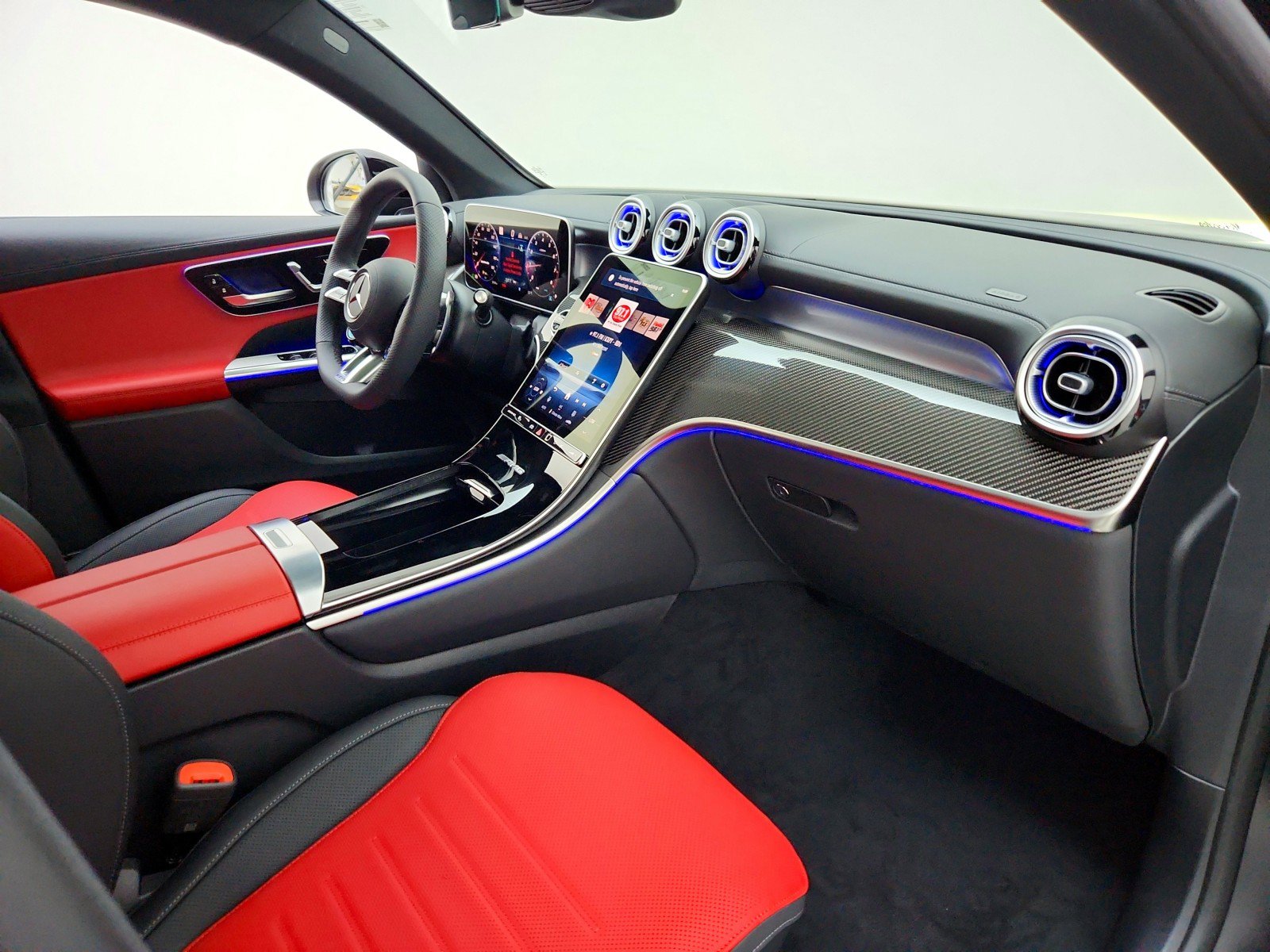 New 2026 Mercedes-Benz GLC 43 AMG 4MATIC Coupe image 19