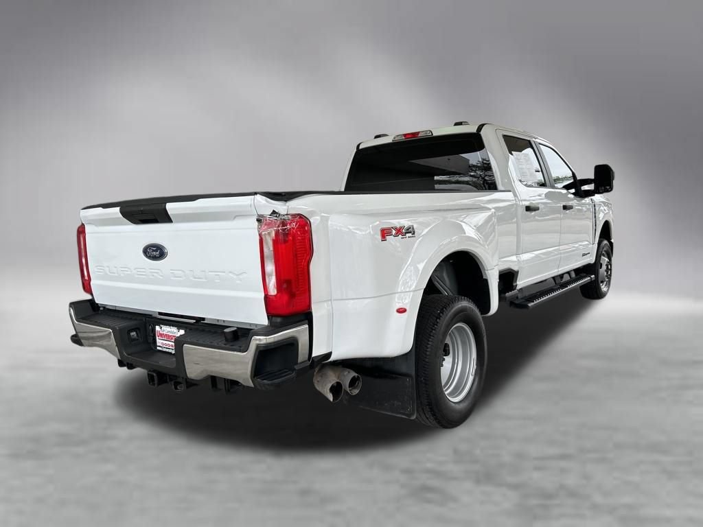 Used 2025 Ford F350 XL w/ XL Driver Assist Package AWD/4WD image 3