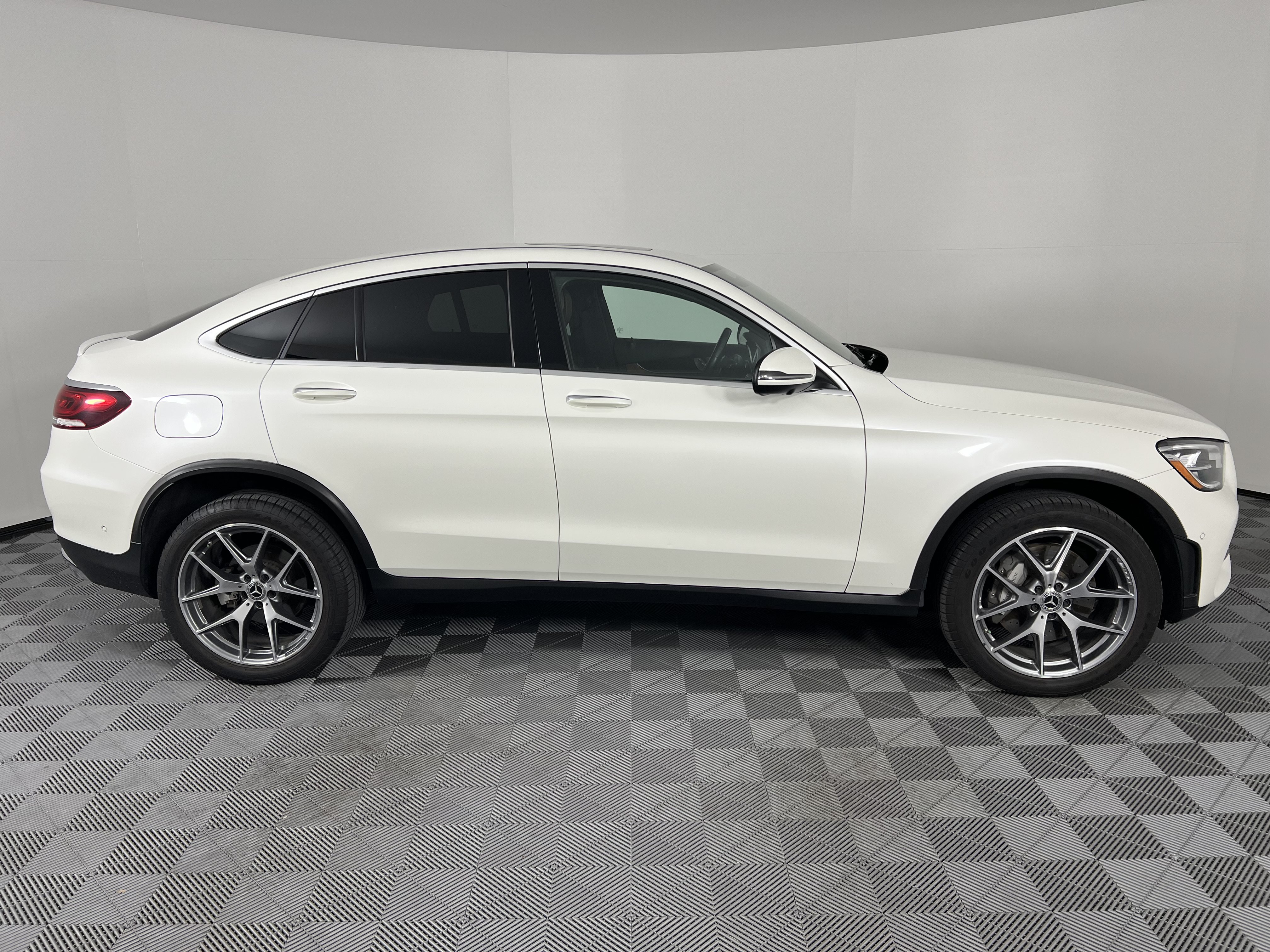Certified 2020 Mercedes-Benz GLC 300 4MATIC Coupe image 14