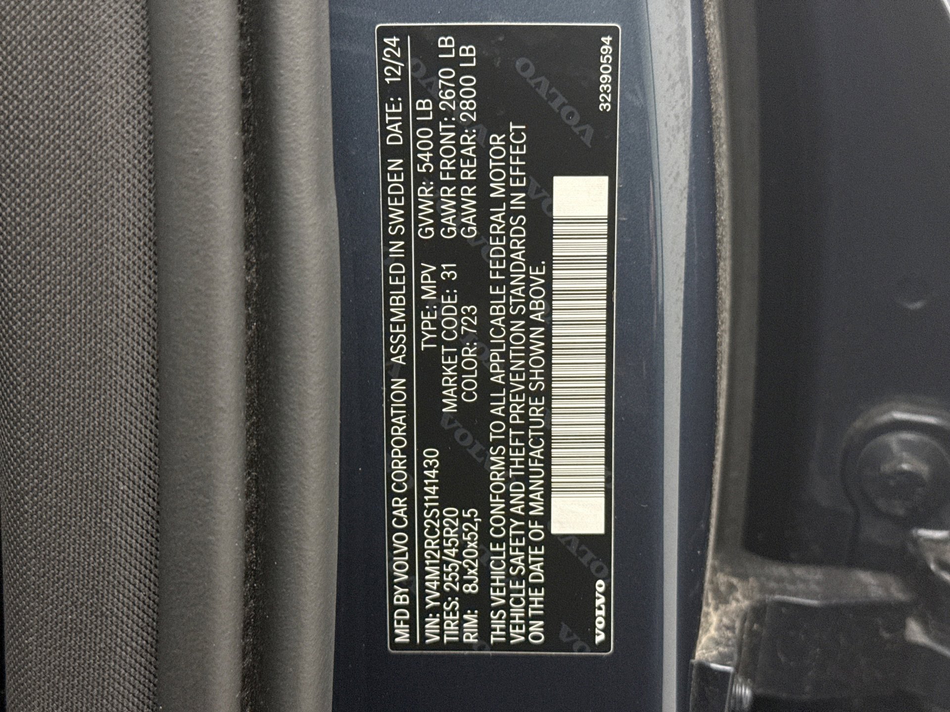 Used 2025 Volvo XC60 B5 Plus image 11