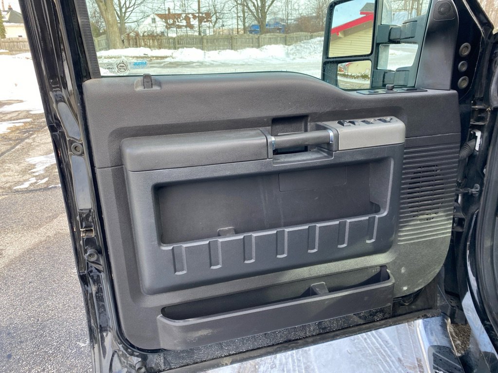 Used 2016 Ford F250 Lariat w/ Lariat Ultimate Package image 11