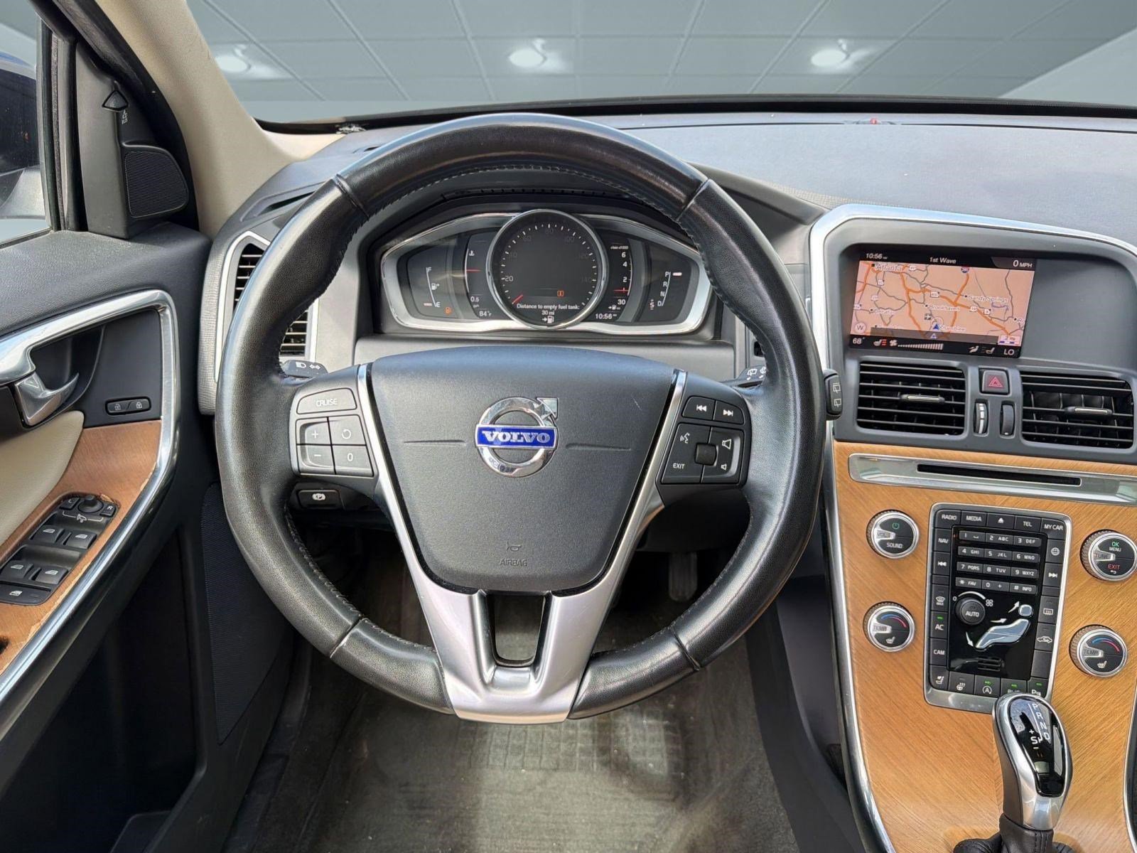Used 2017 Volvo XC60 T6 Inscription w/ Climate Package AWD/4WD image 26