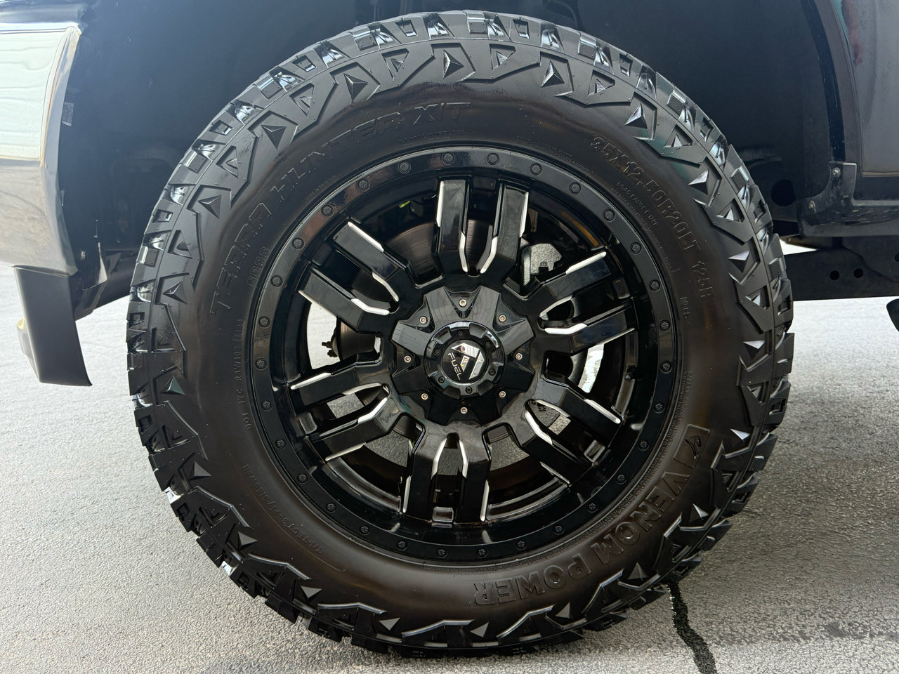 Used 2017 Ford F250 Lariat w/ Lariat Value Package image 37