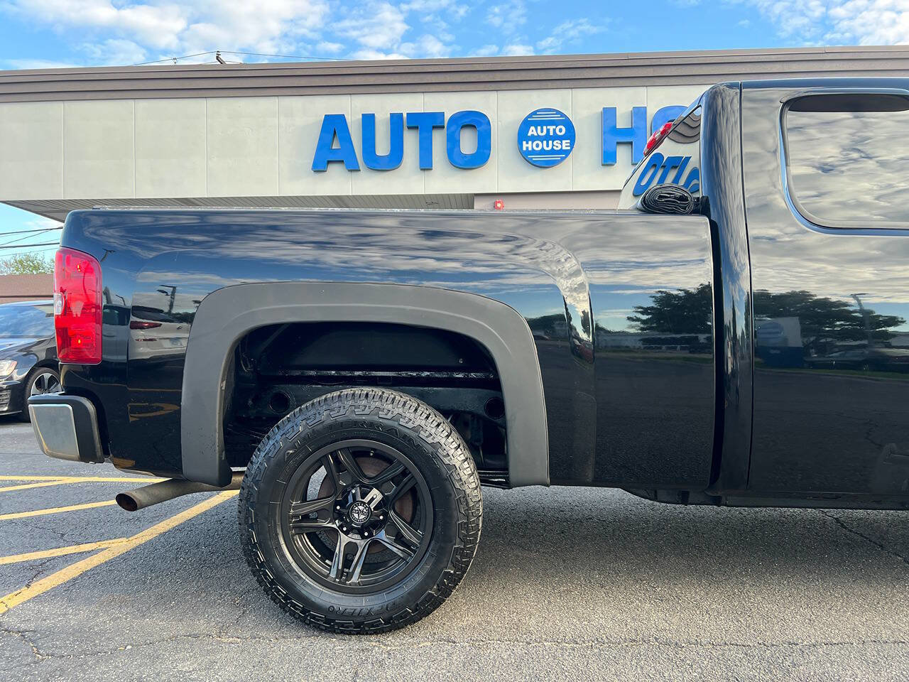 Used 2012 Chevrolet Silverado 1500 W/T RWD image 34