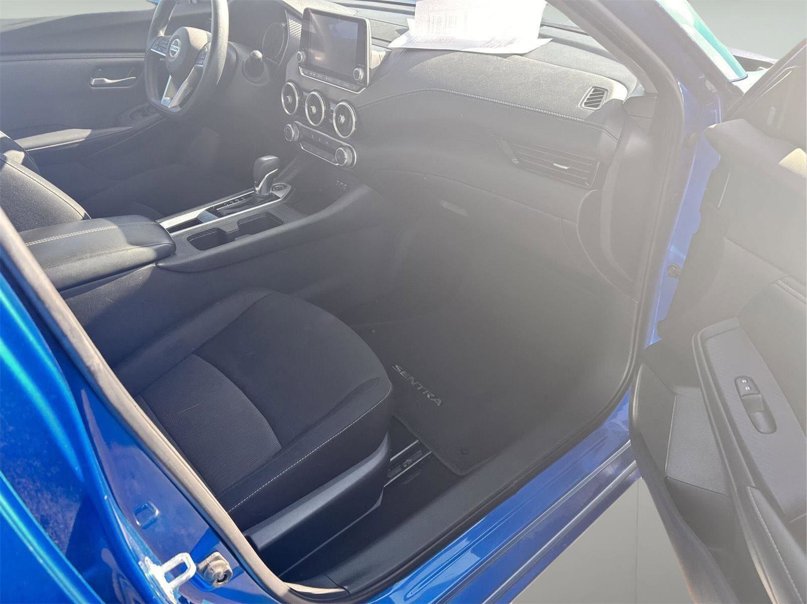 Used 2023 Nissan Sentra SV image 12