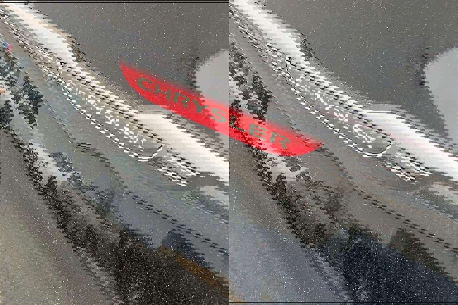 Used 2021 Chrysler 300 S image 30