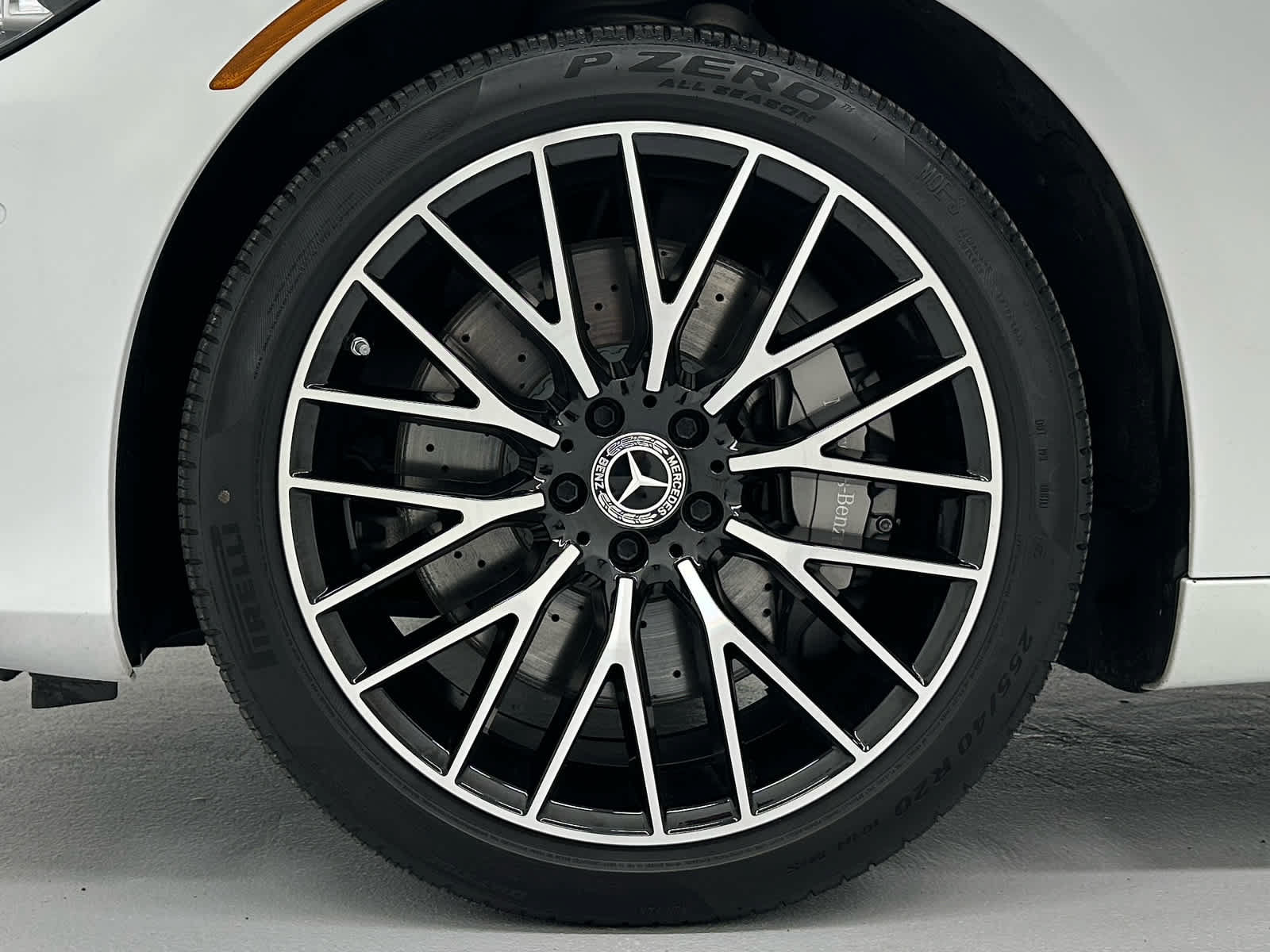 Used 2024 Mercedes-Benz S 580 4MATIC Sedan image 9