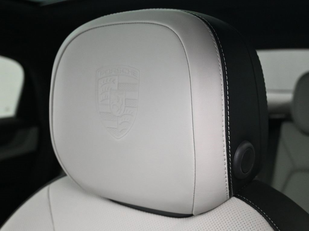 New 2026 Porsche Cayenne E-Hybrid Coupe image 20