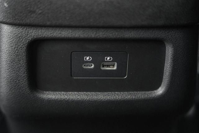 Used 2024 Nissan Pathfinder SV image 34