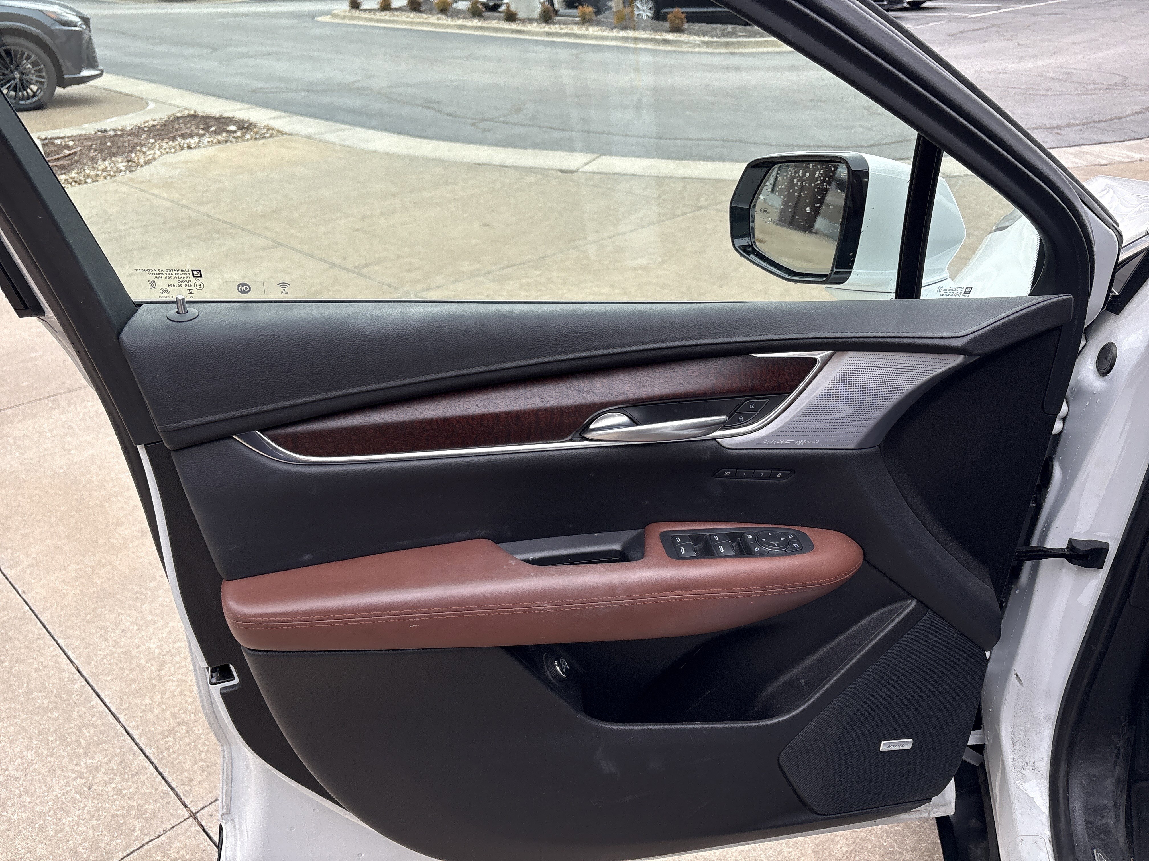 Used 2023 Cadillac XT5 Premium Luxury w/ Technology Package image 14