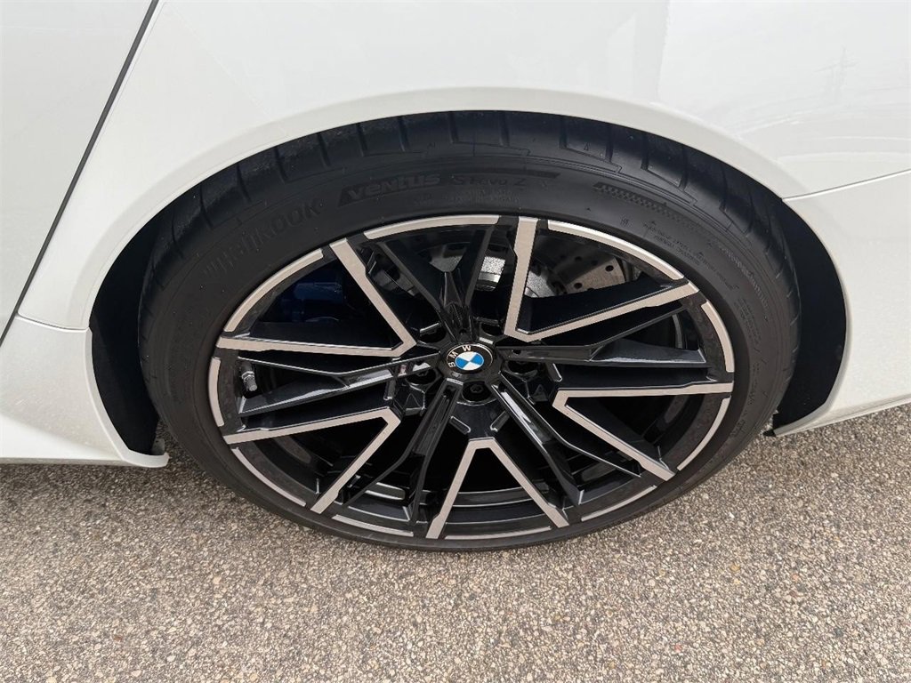 Used 2025 BMW M5 Base w/ Carbon Package image 7