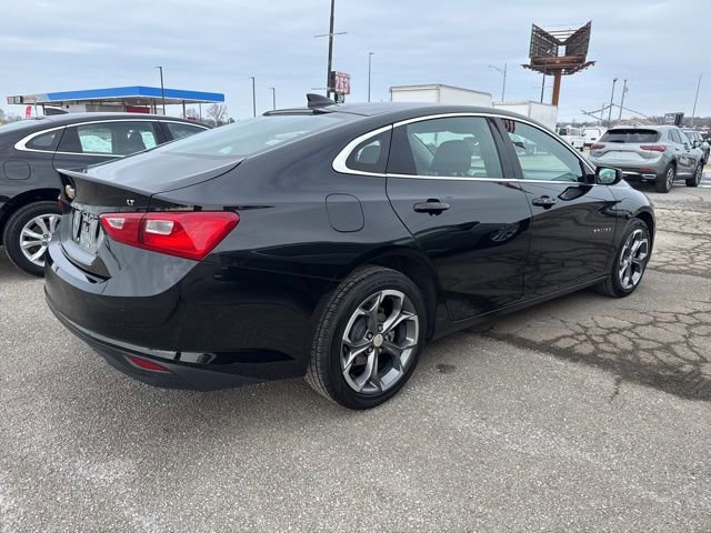 Used 2024 Chevrolet Malibu LT FWD image 7