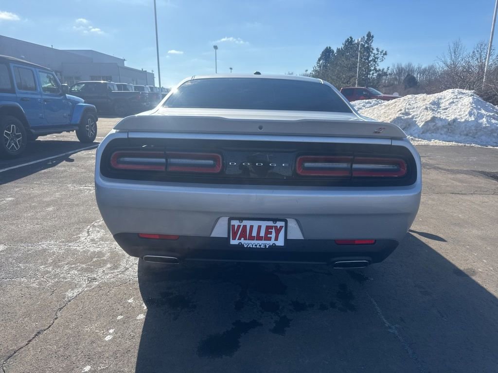 Used 2022 Dodge Challenger GT image 4