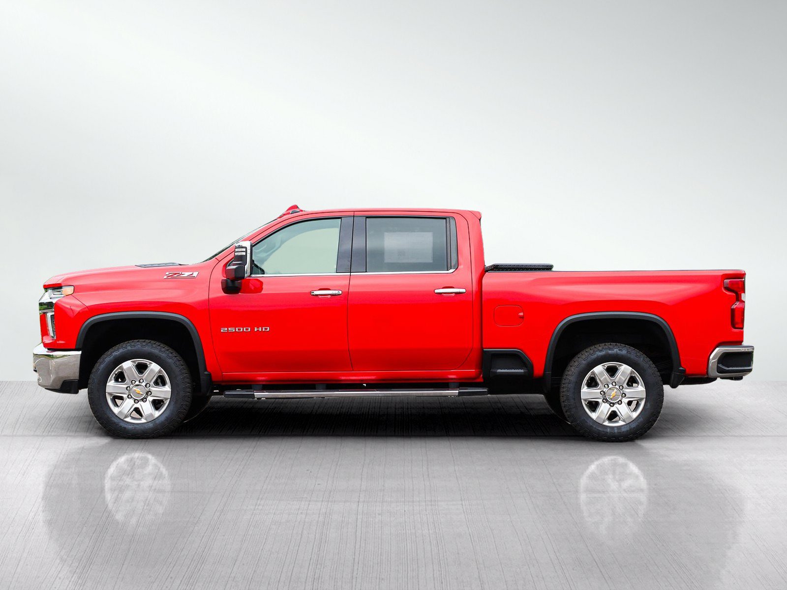 Used 2022 Chevrolet Silverado 2500 LTZ AWD/4WD image 2