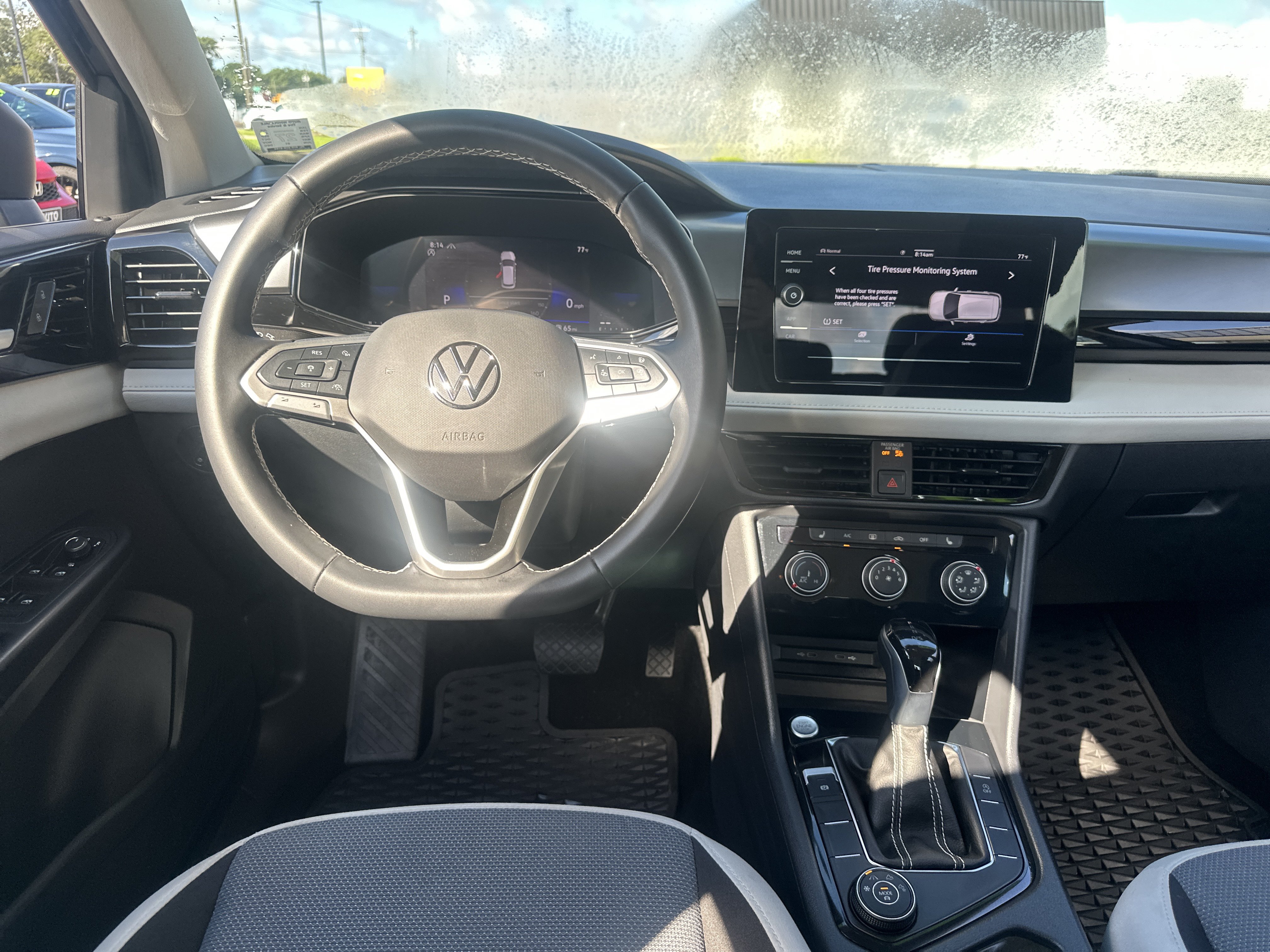 Used 2025 Volkswagen Taos S AWD/4WD image 15