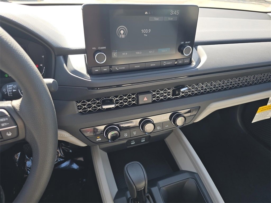 New 2025 Honda Accord SE image 28