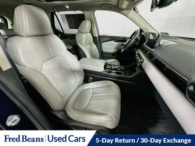 Used 2024 Honda Pilot Touring image 37