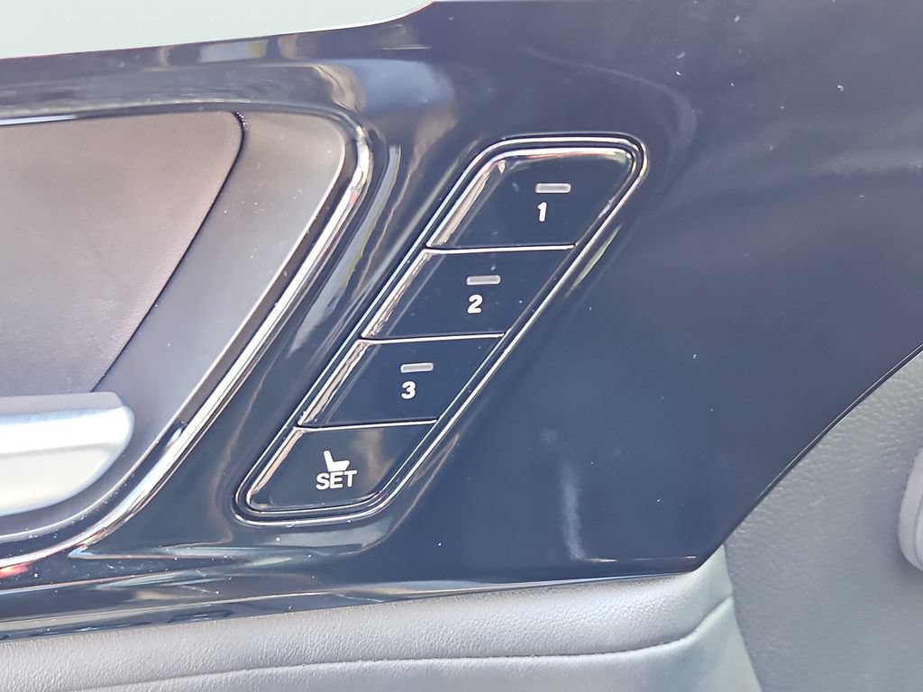 Used 2024 Acura MDX w/ Technology Package AWD/4WD image 21