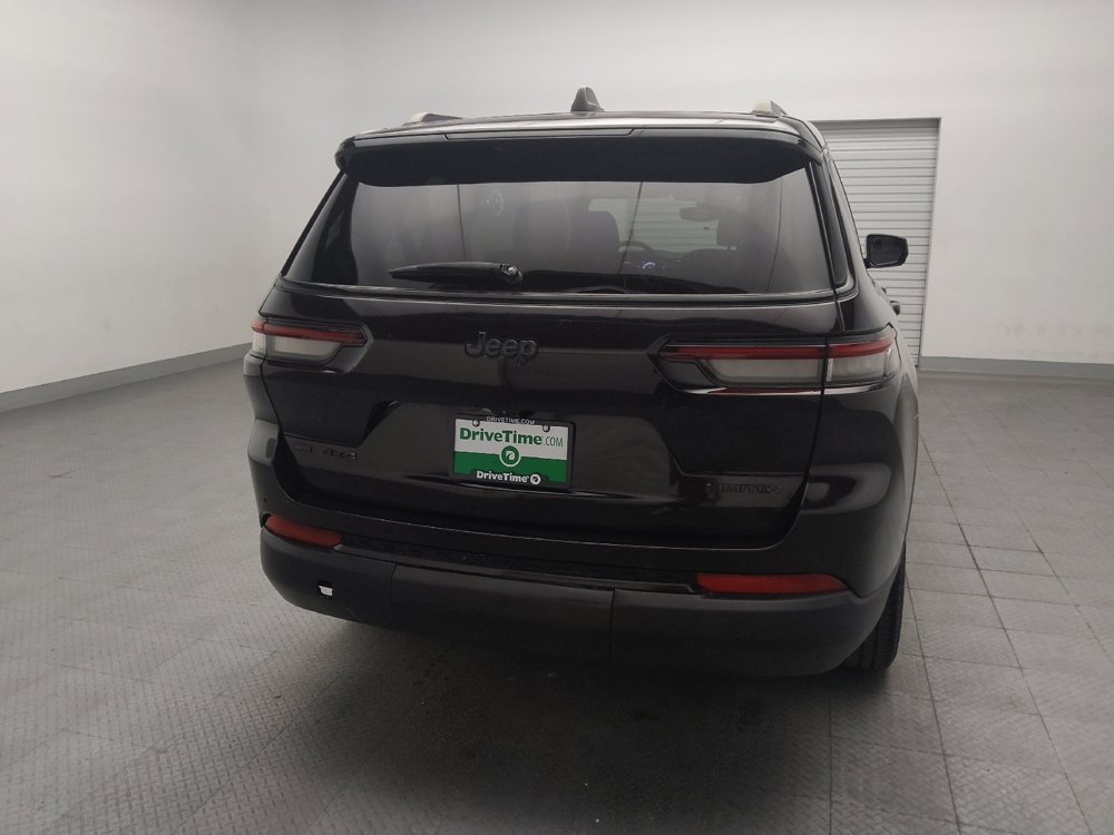 Used 2023 Jeep Grand Cherokee L Limited w/ Black Appearance Package AWD/4WD image 7