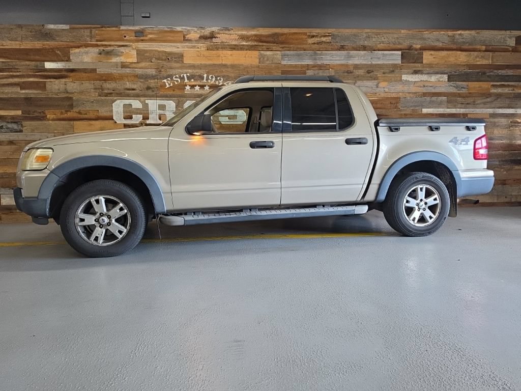 Used 2007 Ford Explorer Sport Trac XLT AWD/4WD image 11