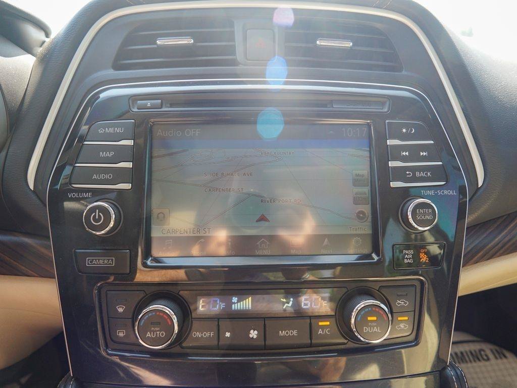 Used 2018 Nissan Maxima Platinum FWD image 24