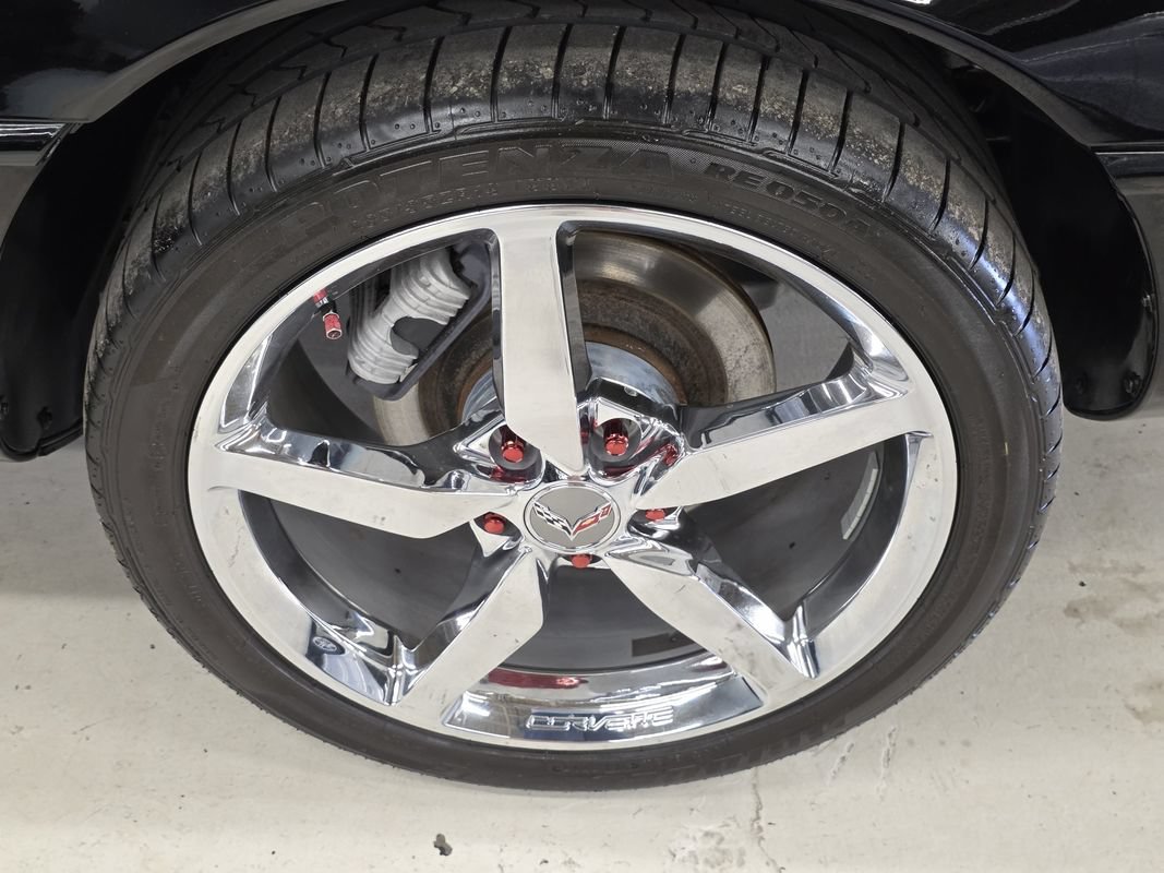 Used 1994 Chevrolet Corvette Coupe RWD image 53