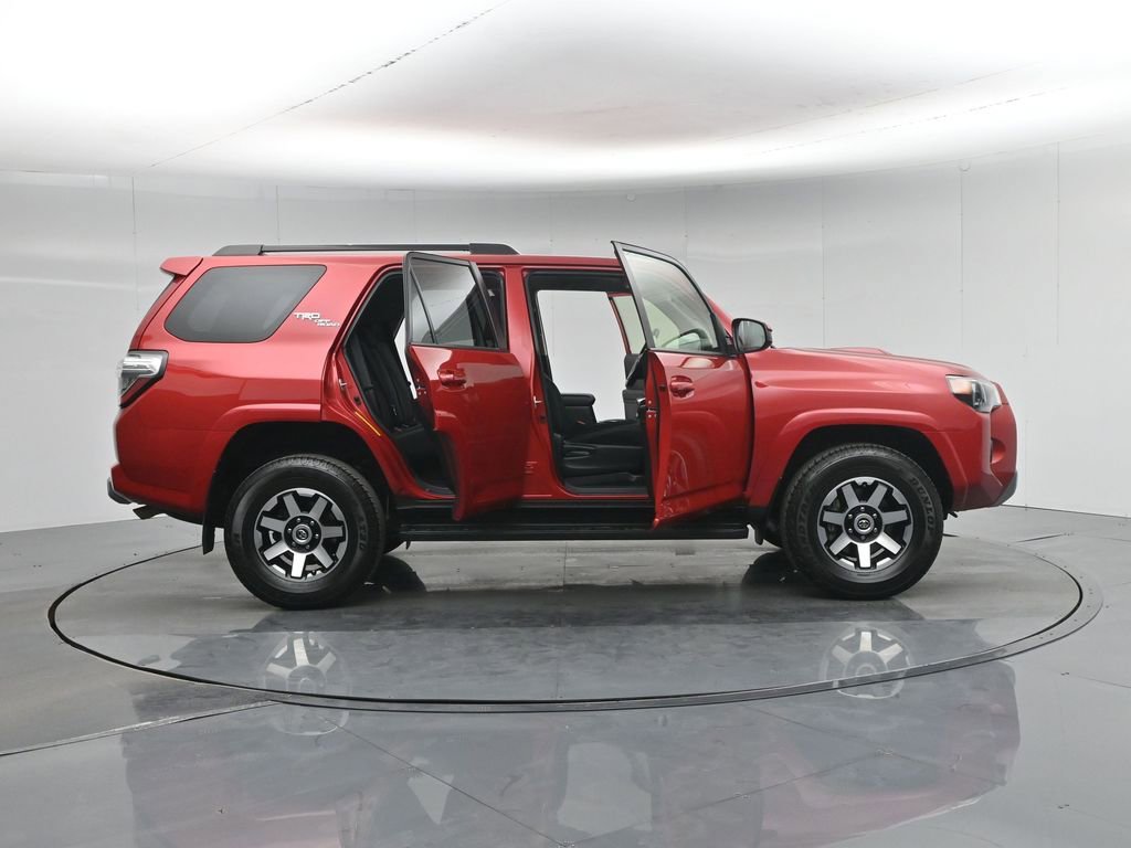 Used 2024 Toyota 4Runner TRD Off-Road image 5