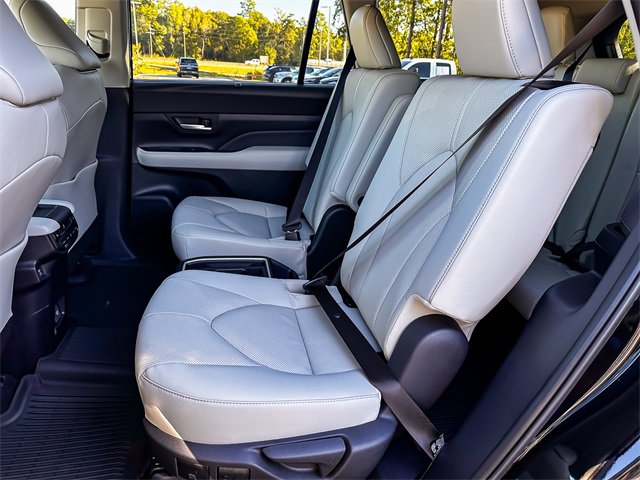 New 2026 Toyota Grand Highlander Limited image 19