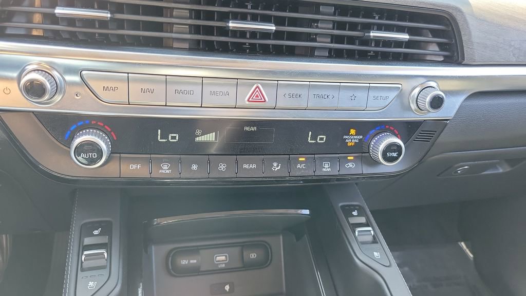 Used 2022 Kia Telluride EX w/ EX Premium Package image 24