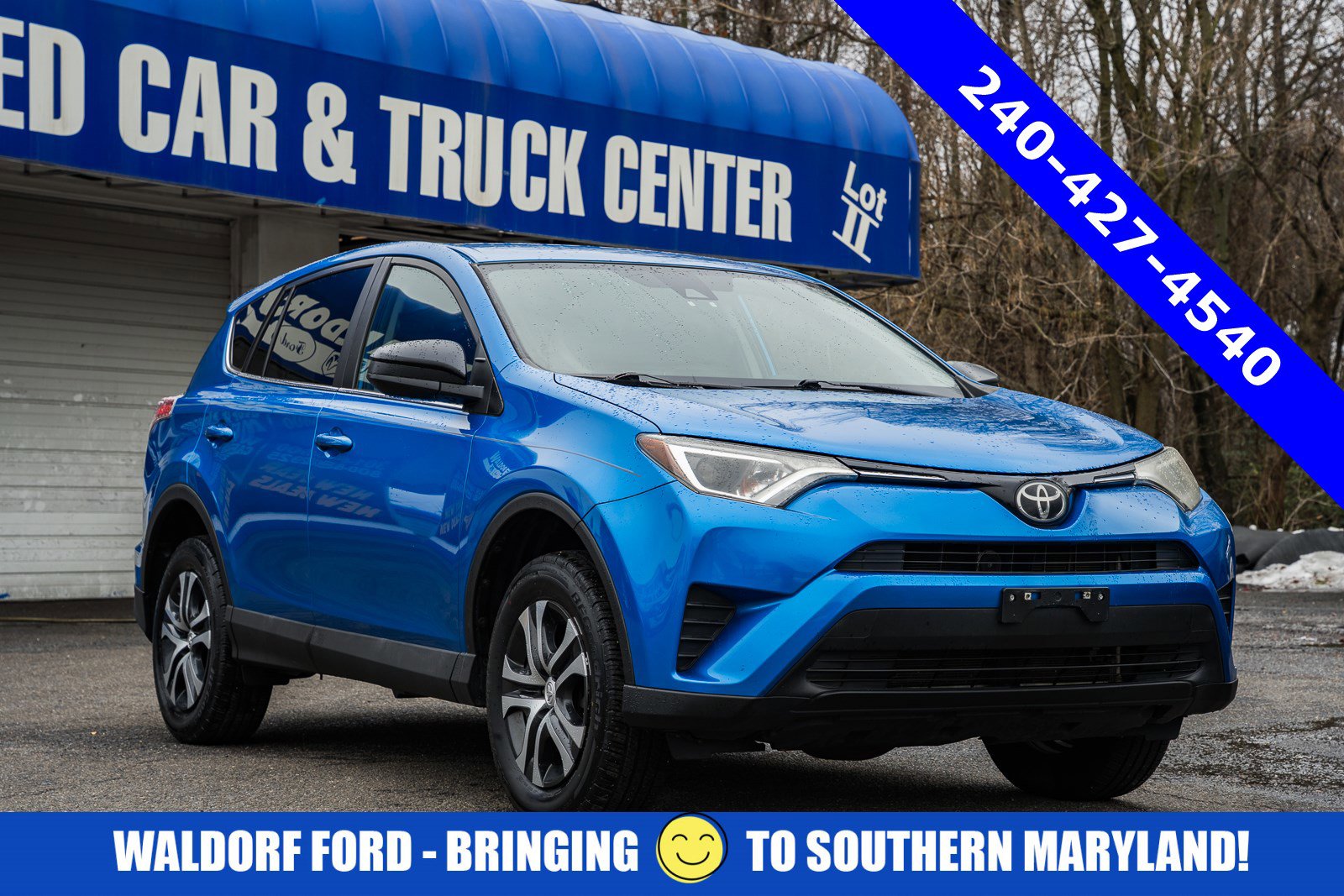 Used 2018 Toyota RAV4 LE w/ All Weather Liner Package image 1