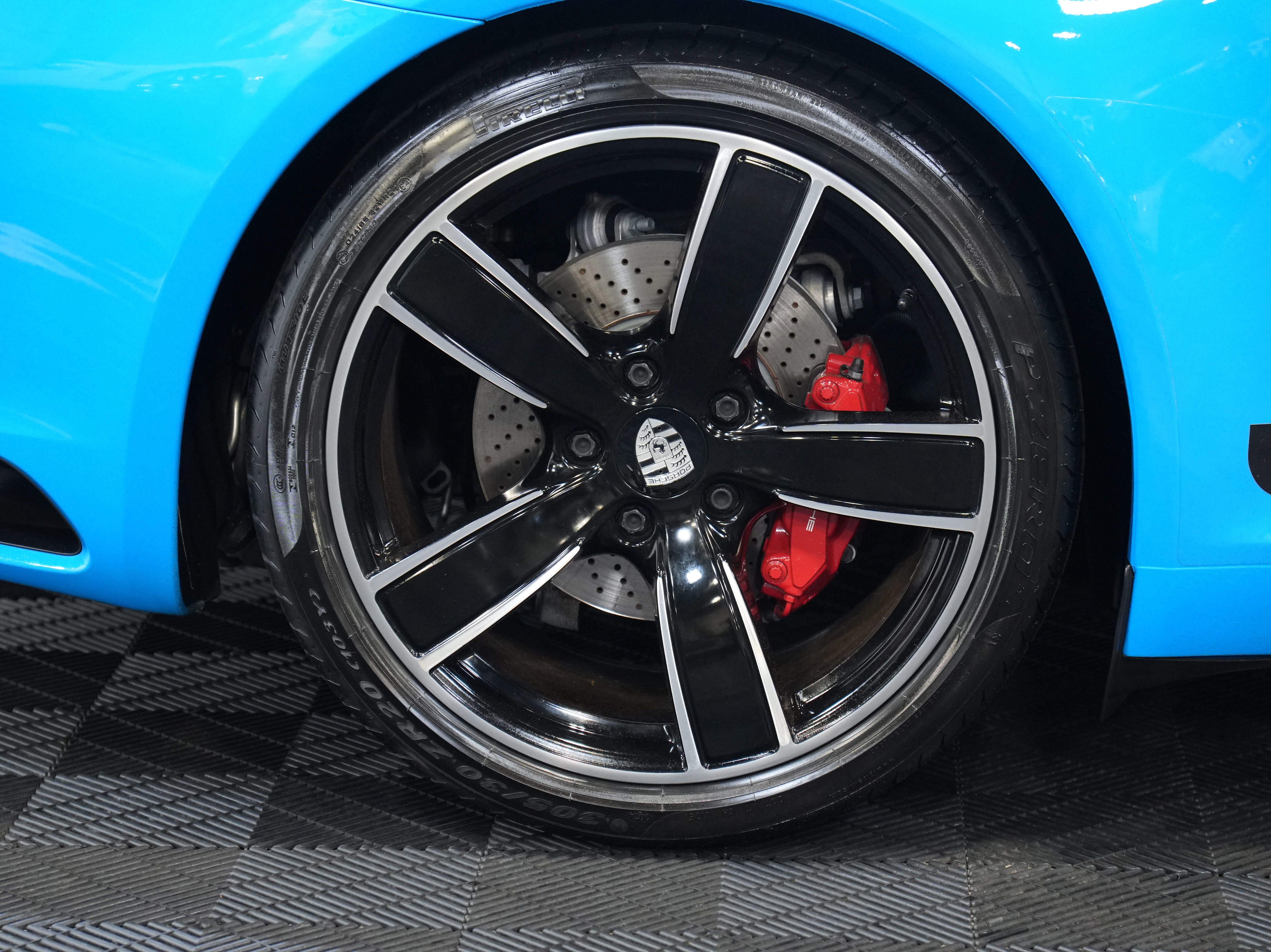 Used 2017 Porsche 911 Carrera S image 50