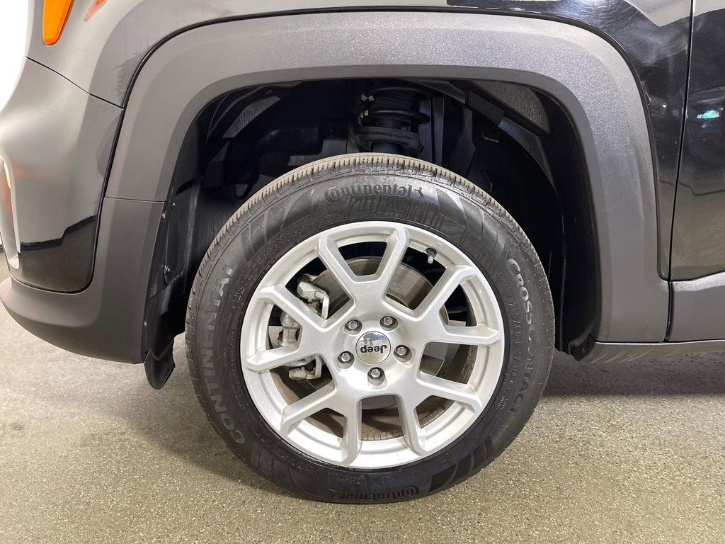 Used 2023 Jeep Renegade Latitude image 11