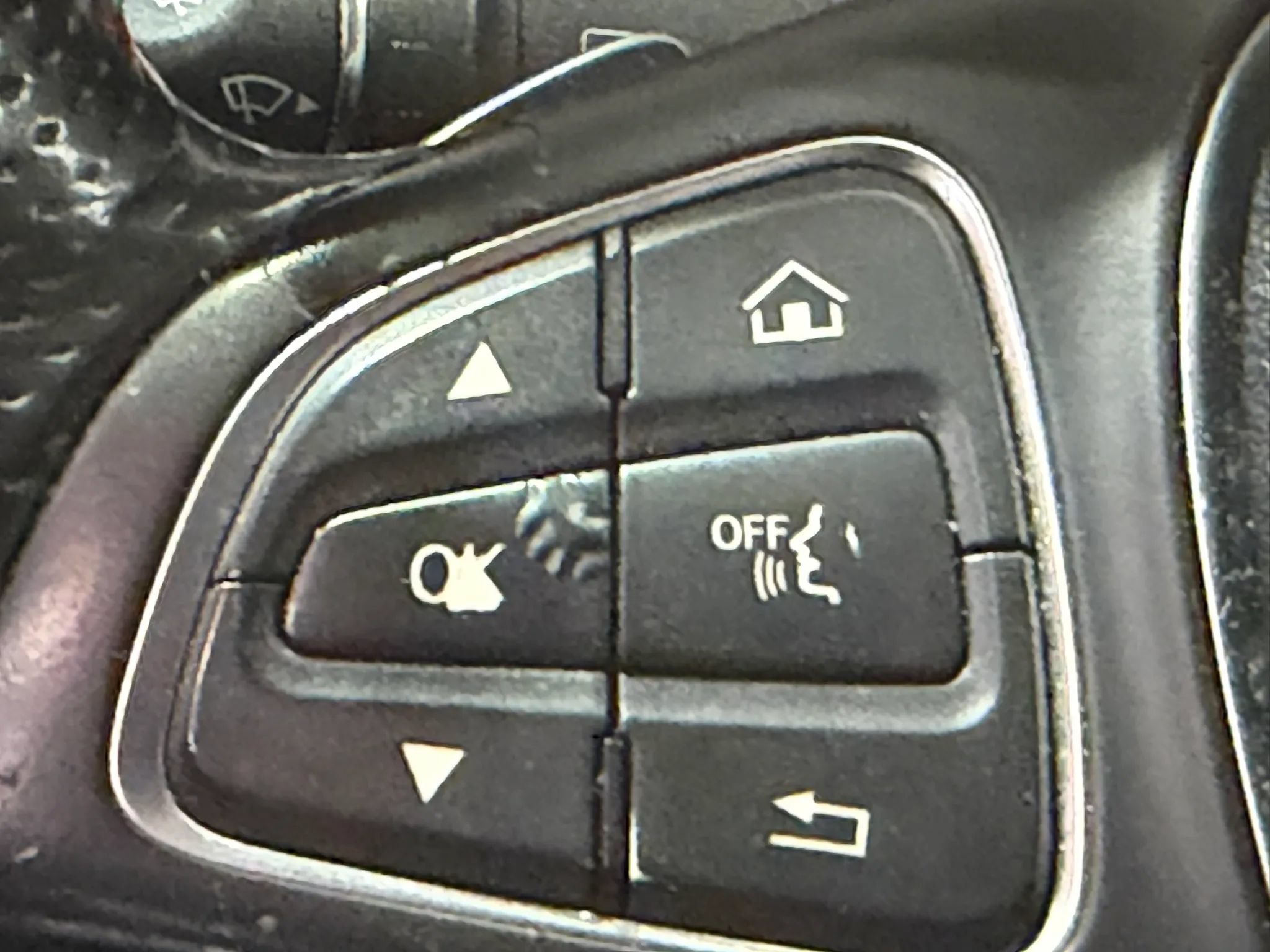 Used 2016 Mercedes-Benz C 300 4MATIC Sedan w/ Multimedia Package image 21