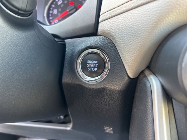 Used 2020 Toyota RAV4 XLE image 25