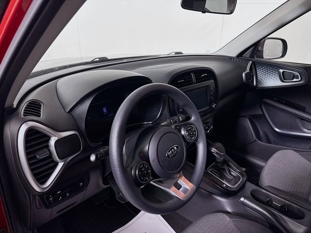 Used 2020 Kia Soul S FWD image 11