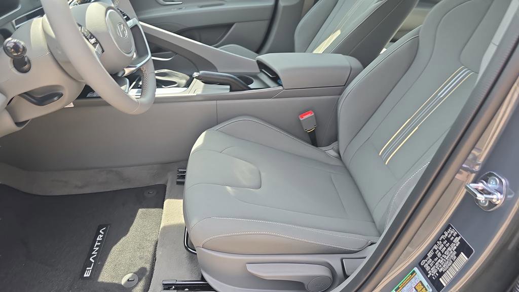 New 2026 Hyundai Elantra Sport FWD image 14