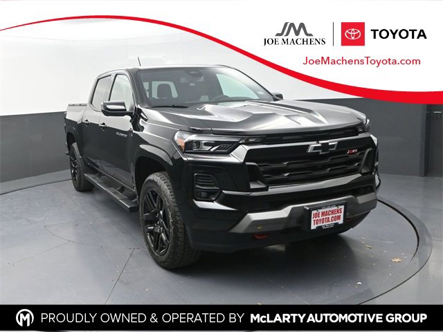 Used 2025 Chevrolet Colorado Z71 w/ Technology Package image 1