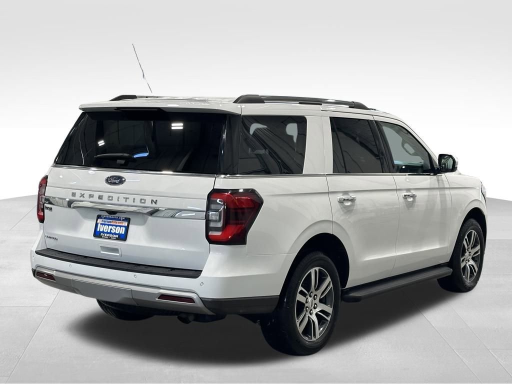 Used 2024 Ford Expedition Limited image 7