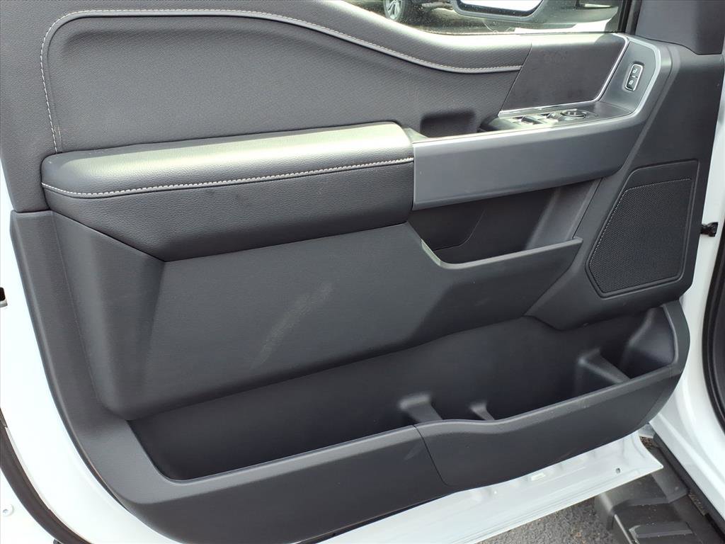 New 2025 Ford F150 XLT image 3